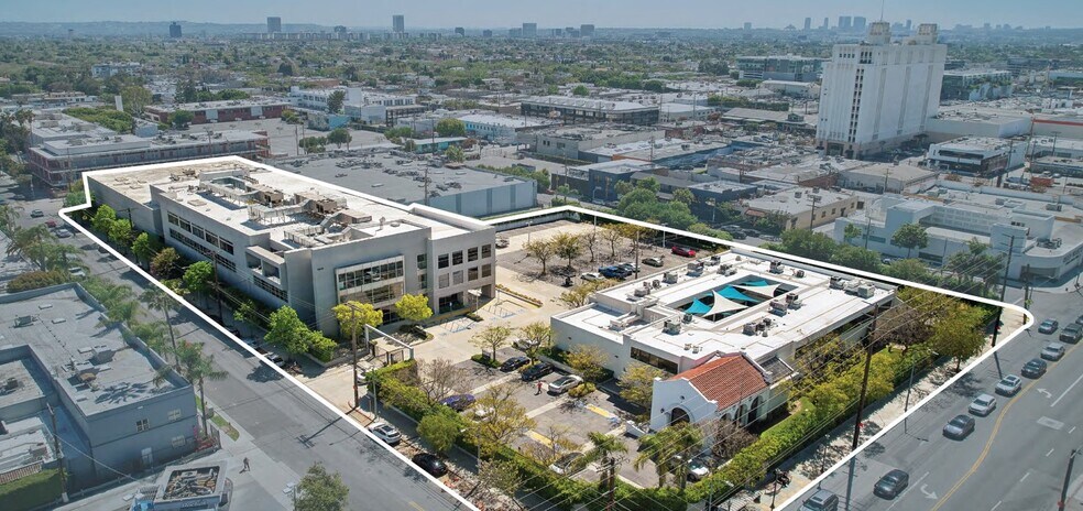 More Photos Of 6700 Santa Monica Blvd, Los Angeles Unknown For Lease