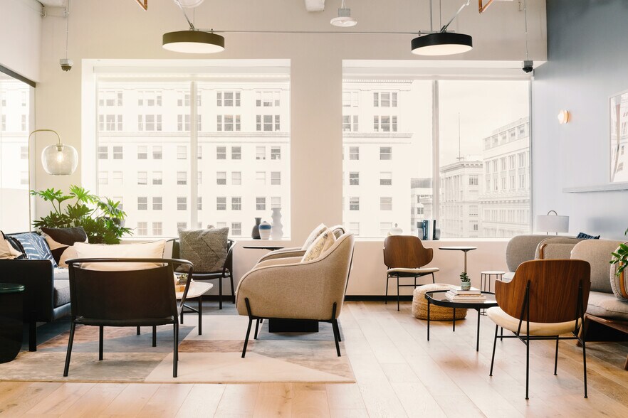 More Photos Of 811 SW 6th Ave, Portland Coworking Space
