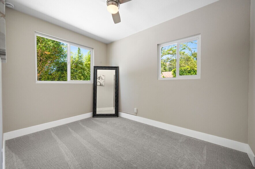 More Photos Of 5905 Old Wheeler Rd, La Verne Assisted Living For Lease
