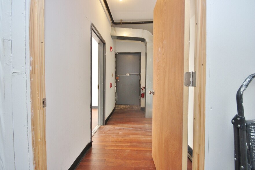 More Photos Of 63 Cannon St, Poughkeepsie Office Residential For Lease