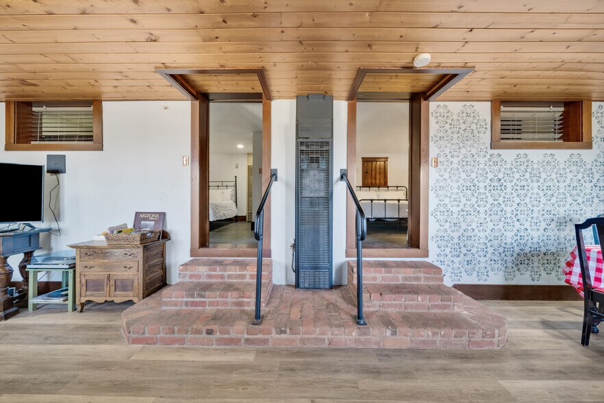 More Photos Of 222 First Ave, Jerome Multifamily For Sale