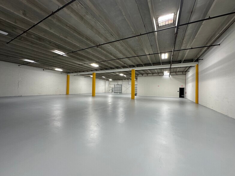 More Photos Of 7212-7282 NW 33rd St, Miami Unknown For Lease