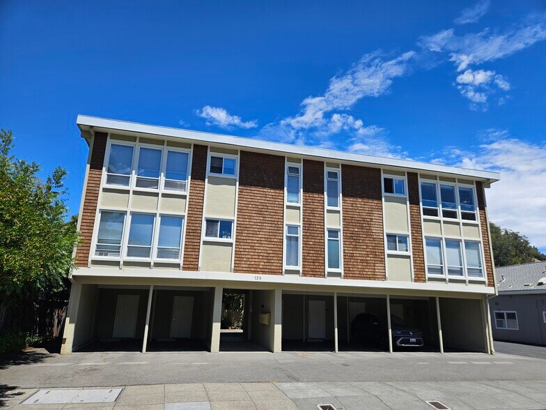 More Photos Of 138 Tunstead Ave, San Anselmo Apartments For Sale