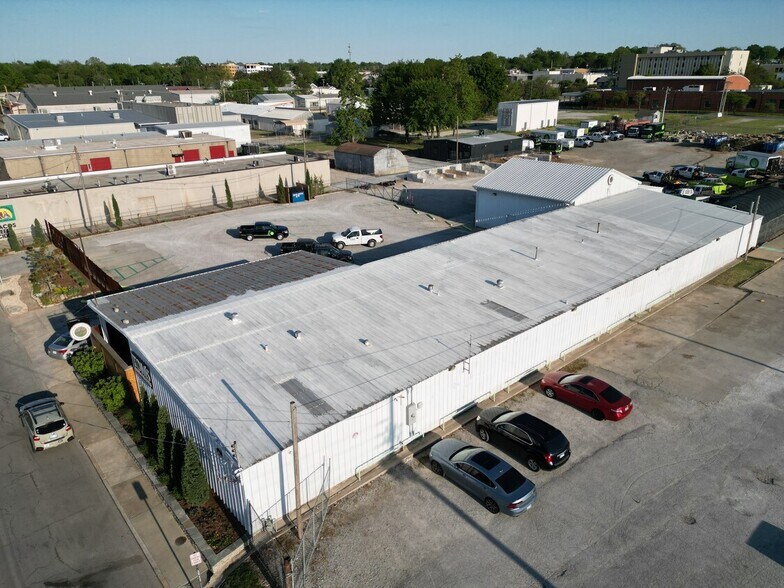 More Photos Of 1716 E 7th St, Tulsa Warehouse For Sale