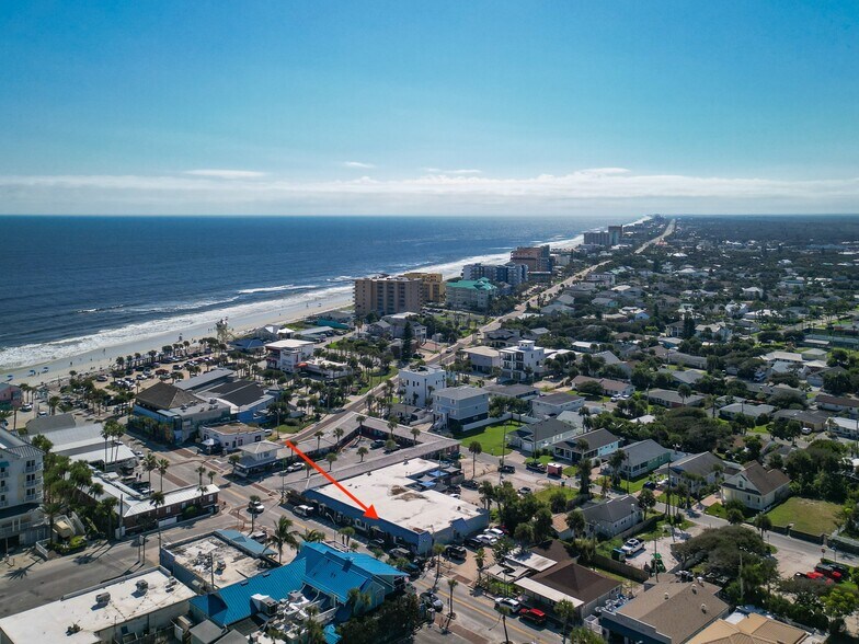 More Photos Of 415 Flagler Ave, New Smyrna Beach Storefront For Sale