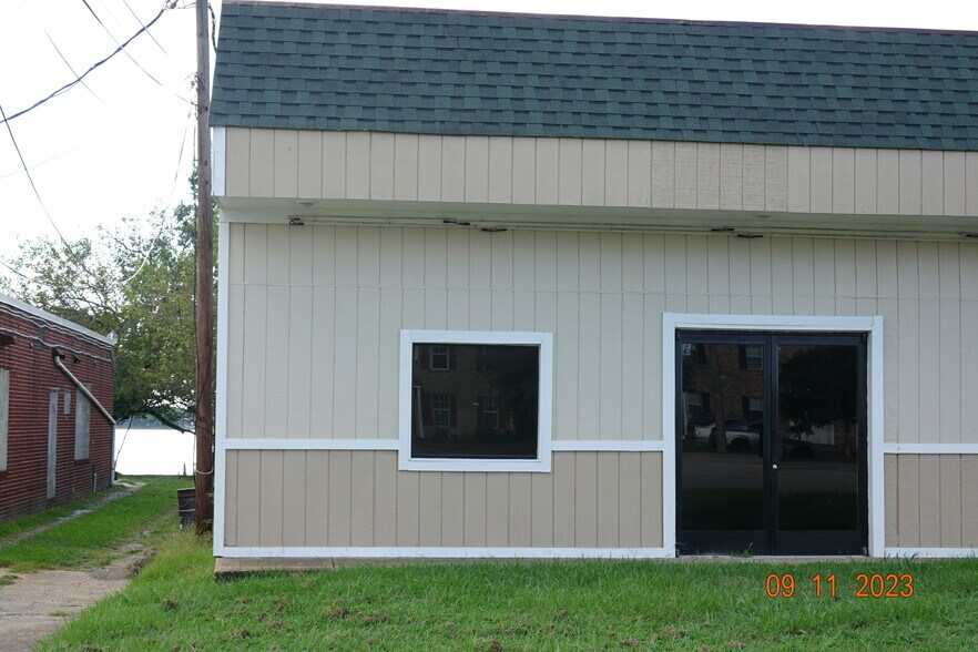 More Photos Of 1721 N King St, Hampton Daycare Center For Sale