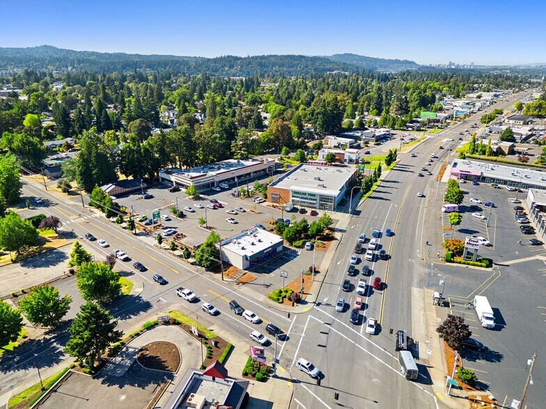 More Photos Of 14625-14629 SE Mcloughlin Blvd, Portland Unknown For Lease