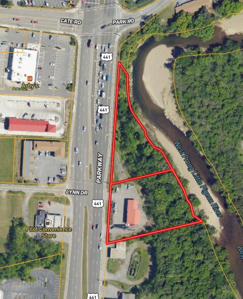 More Photos Of 1403 Parkway, Sevierville Auto Repair For Lease