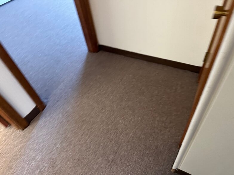 More Photos Of 482 Broadway, Somerville Freestanding For Lease