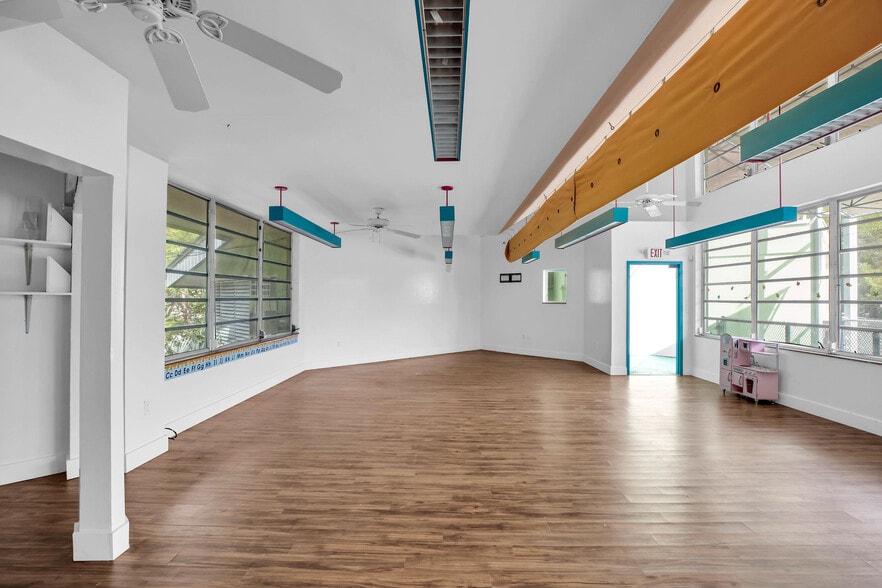 More Photos Of 92295 Old Hwy, Tavernier Schools For Sale