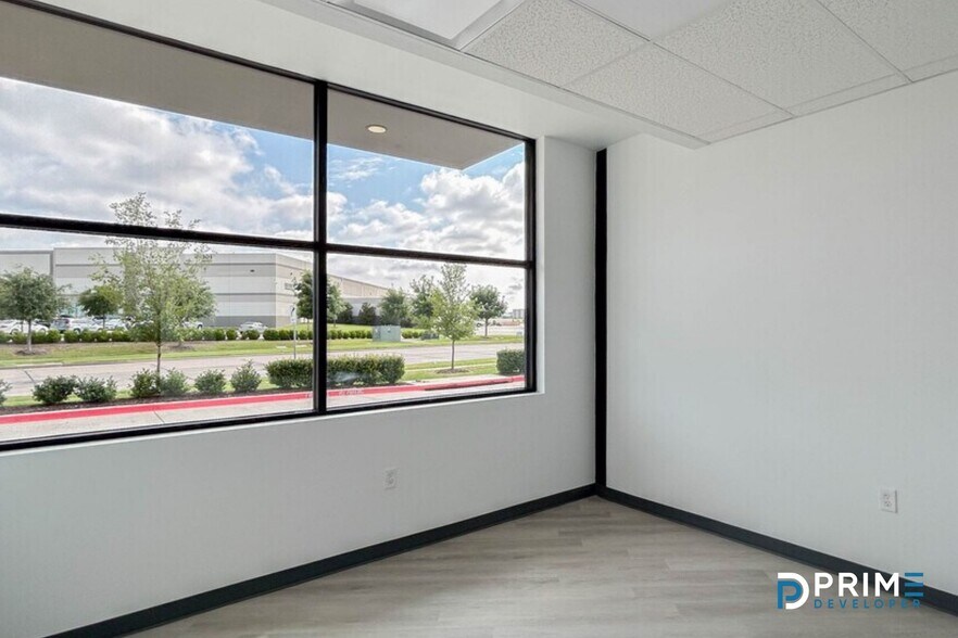 More Photos Of 2601 E State Highway 121, Lewisville Warehouse For Sale