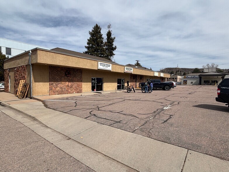 More Photos Of 515 Jerry St, Castle Rock Office For Sale