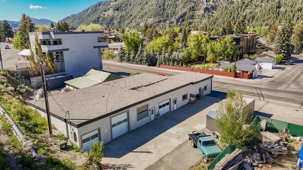 More Photos Of 780 Warm Springs Rd, Ketchum Warehouse For Sale