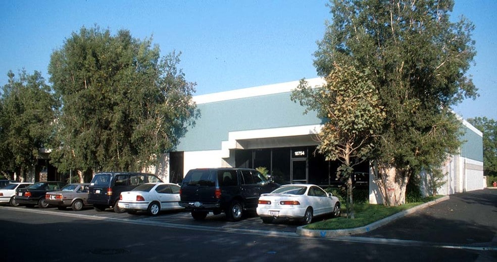 More Photos Of 10742-10752 Noel St, Los Alamitos Light Manufacturing For Sale
