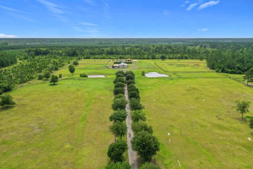 More Photos Of 46700 Middle Rd, Callahan Land For Sale