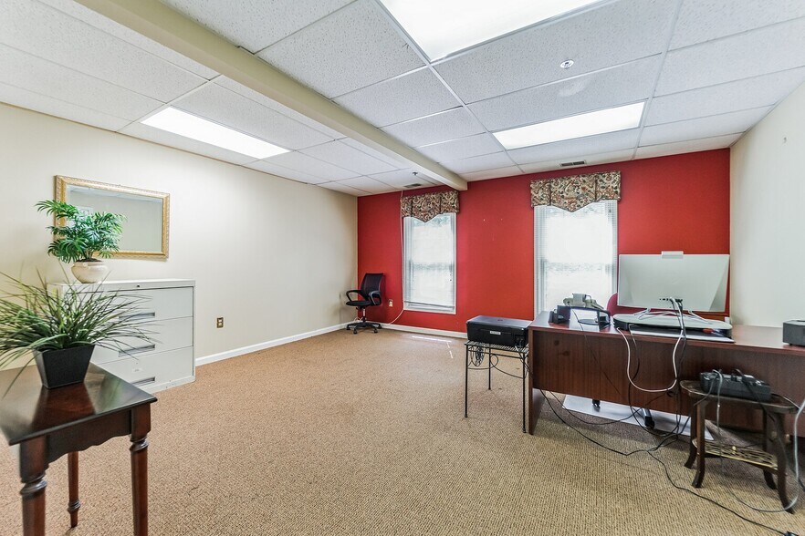 More Photos Of 5090-5096 Dorsey Hall Dr, Ellicott City Medical For Lease