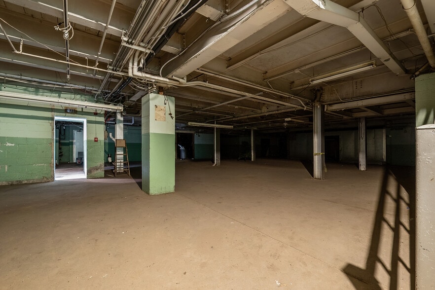 More Photos Of 90 E Union St, Wilkes-Barre Light Distribution For Lease