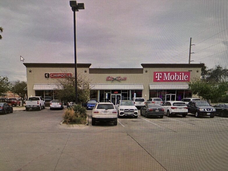 Primary Photo Of 7300 N 10th St, McAllen Freestanding For Lease