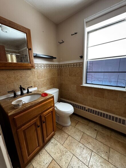 More Photos Of 11 Charter Oak Pl, Hartford Multifamily For Sale