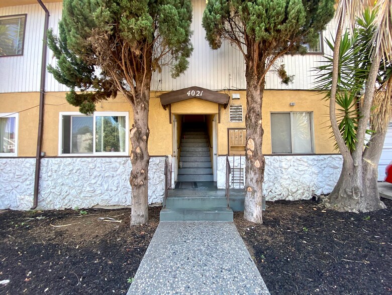 More Photos Of 4021 Quigley St, Oakland Apartments For Sale