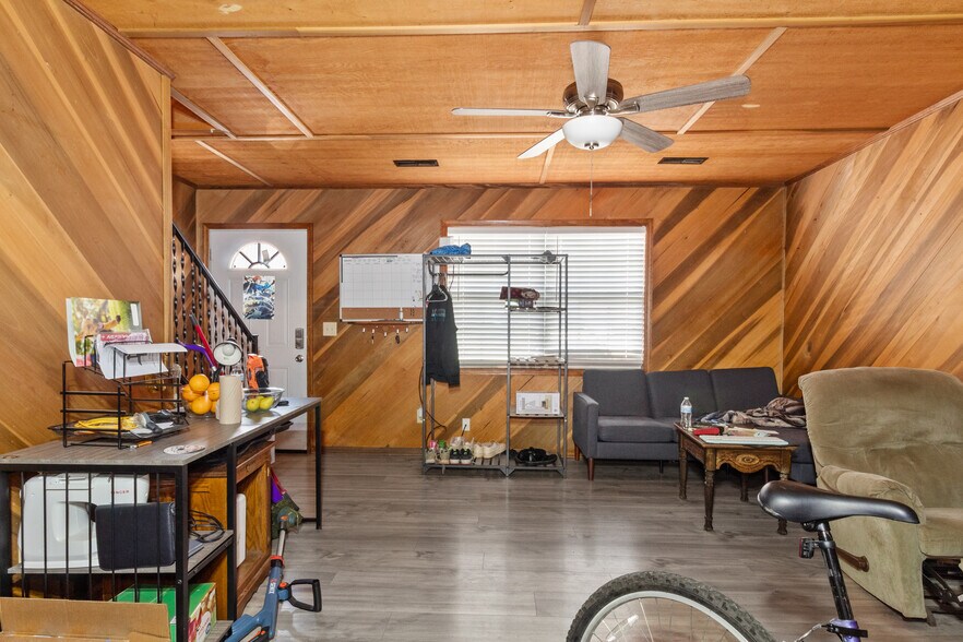 More Photos Of 2000 Old Tullahoma Rd, Winchester Apartments For Sale