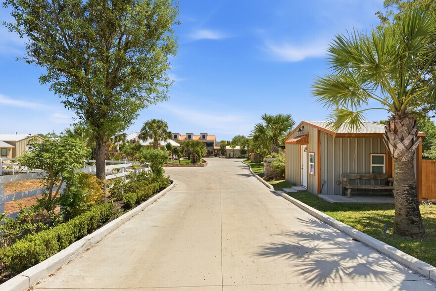 More Photos Of 16914 Penick Rd, Waller Land For Sale