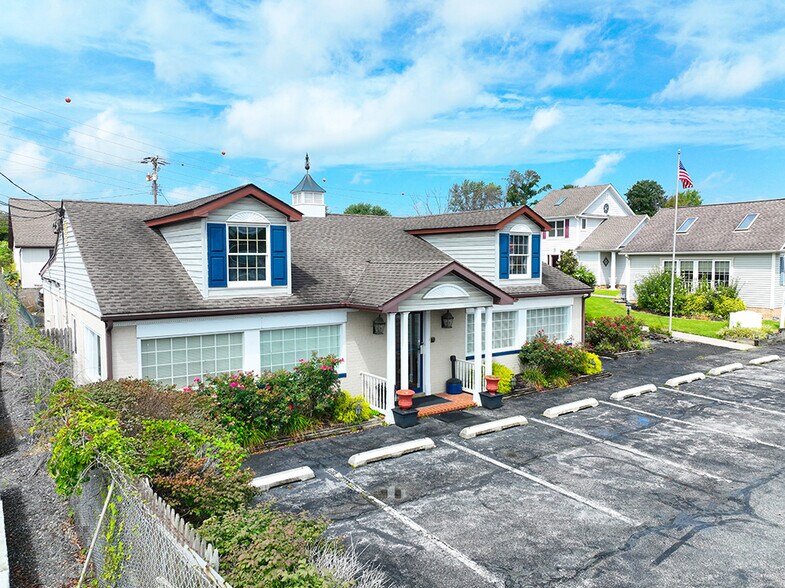More Photos Of 11100 Pulaski Hwy, White Marsh Office For Lease