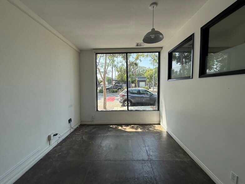 More Photos Of 6033 Washington Blvd, Culver City Storefront For Lease
