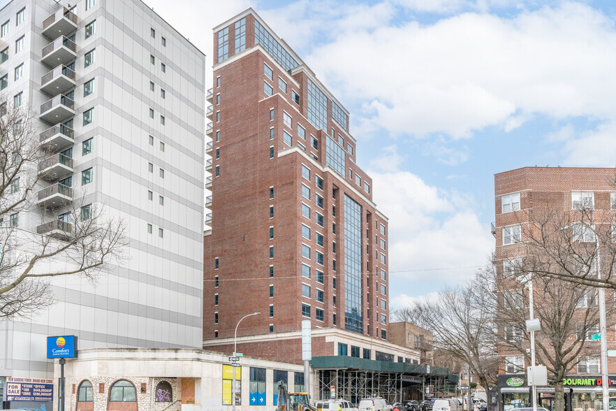 Primary Photo Of 12418 Queens Blvd, Jamaica Hotel For Sale