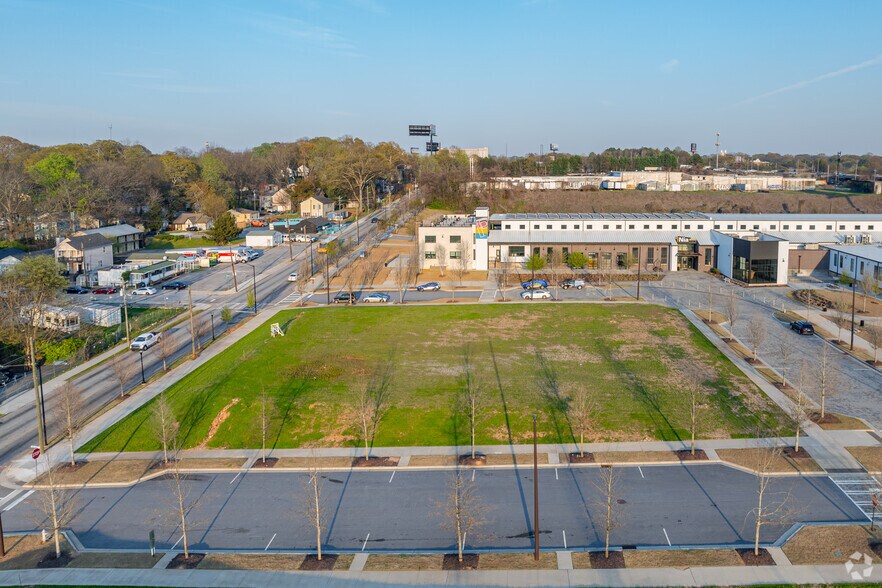 More Photos Of 352 University Ave SW, Atlanta Land For Lease