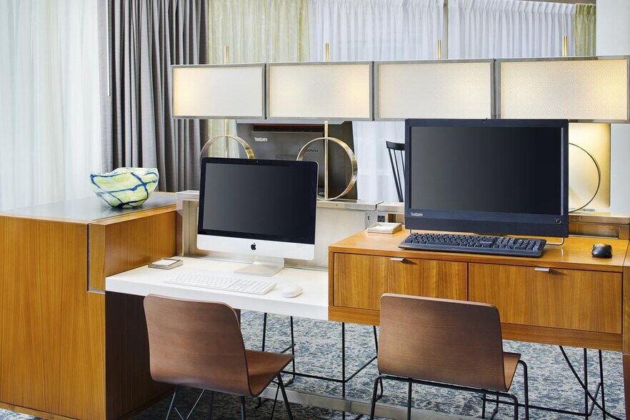 More Photos Of 6120 Peachtree Dunwoody Rd, Atlanta Hotel For Sale