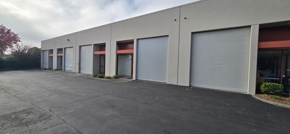 More Photos Of 1814 Empire Industrial Ct, Santa Rosa Warehouse For Sale