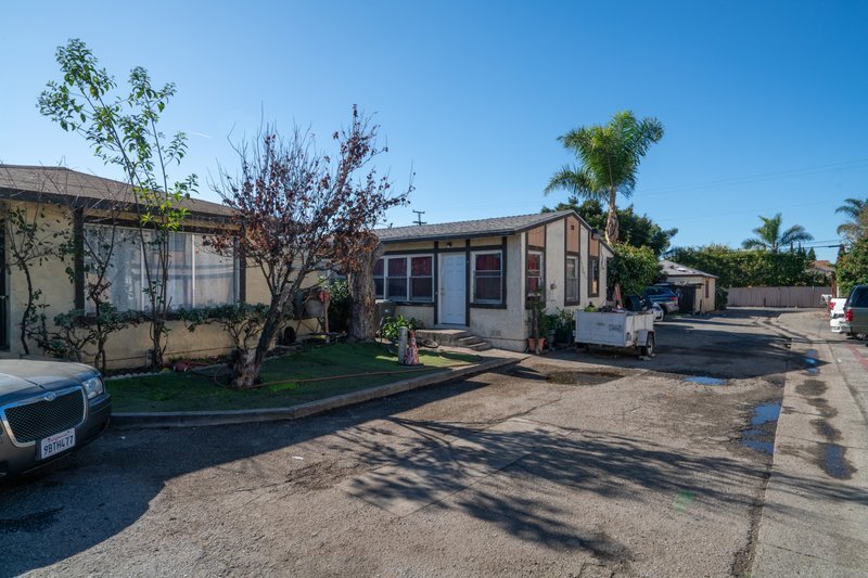 Primary Photo Of 431 S Susan St, Santa Ana Multifamily For Sale
