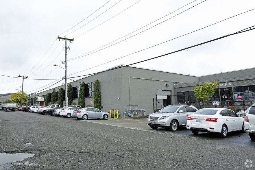 More Photos Of 3401-3441 Thorndyke Ave W, Seattle Light Manufacturing For Lease