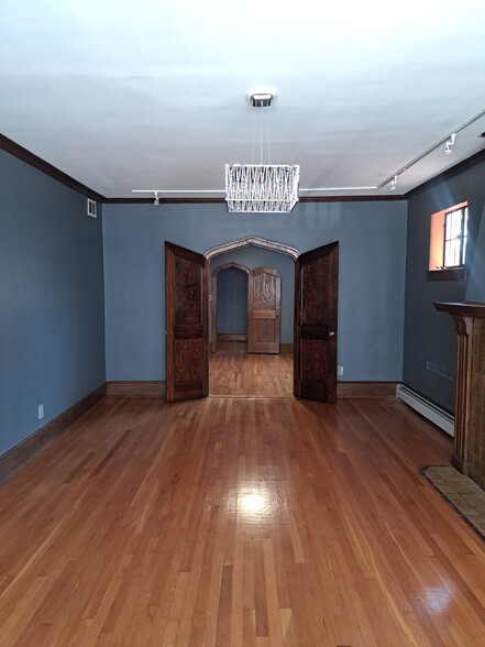 More Photos Of 226 W State St, Trenton Medical For Sale