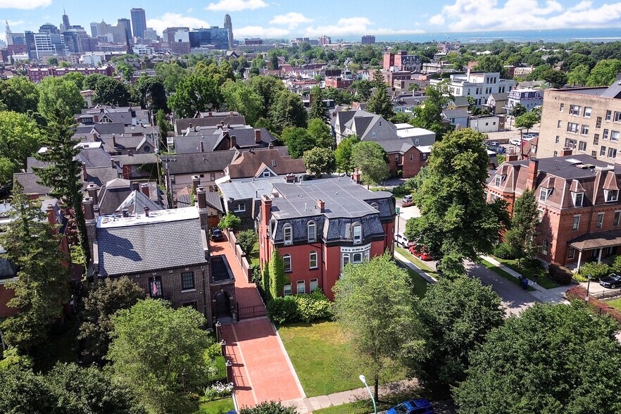 More Photos Of 176 North St, Buffalo Apartments For Sale