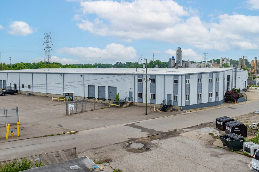 More Photos Of 1000-1008 Kieley Pl, Cincinnati Warehouse For Lease