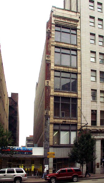 More Photos Of 819 Liberty Ave, Pittsburgh Office For Sale