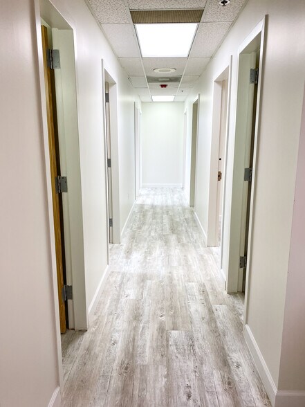 More Photos Of 1830 Town Center Dr, Reston Medical For Lease