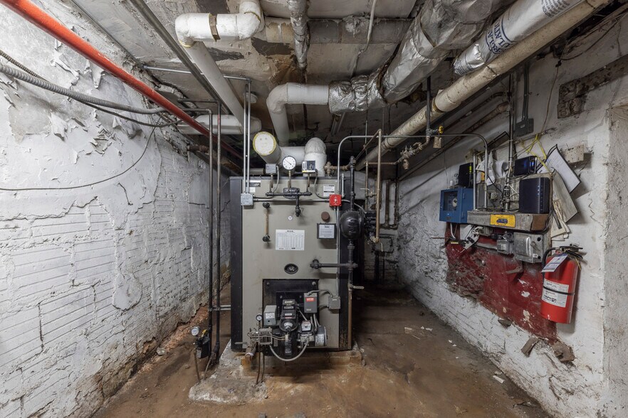 More Photos Of 47 Division St, New York Office For Sale