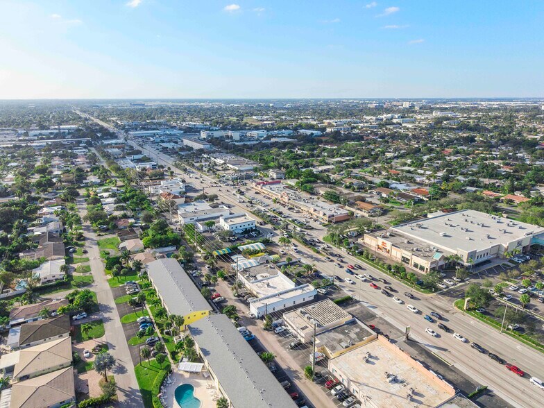 More Photos Of 1730 E Commercial Blvd, Fort Lauderdale Medical For Lease