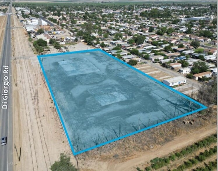 More Photos Of 8860 Di Giorgio Rd, Lamont Land For Lease