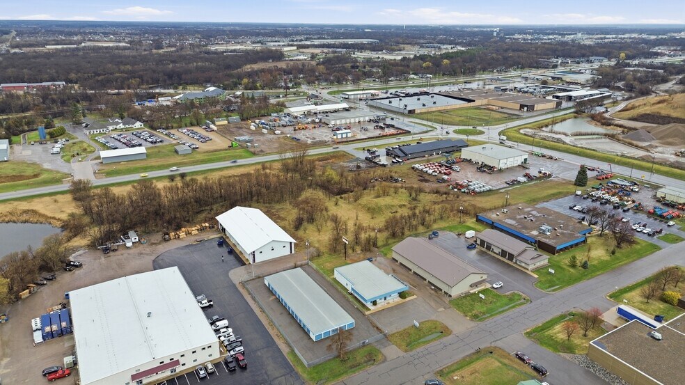 More Photos Of 3055 3rd St S, Waite Park Self Storage For Sale