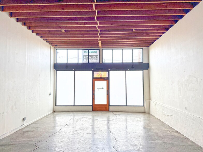 More Photos Of 2447 Sacramento St, Berkeley Freestanding For Lease