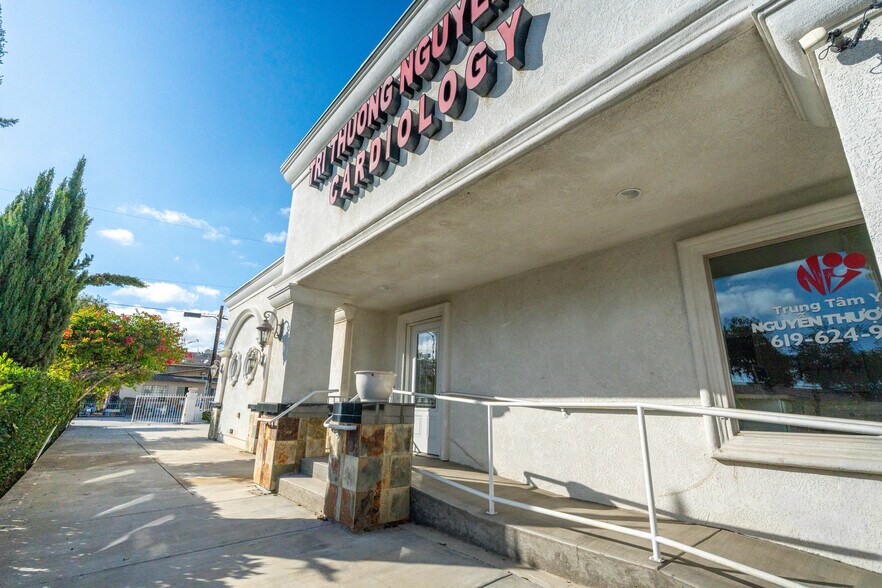 More Photos Of 4206 44th St, San Diego Healthcare For Sale