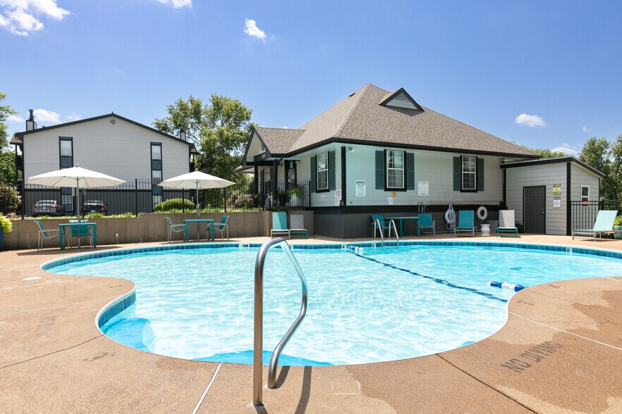 More Photos Of 1269 Mangrove Ln, Saint Louis Apartments For Sale