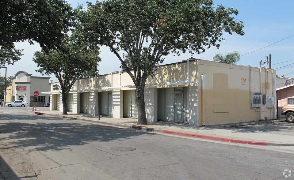 More Photos Of 4343 Tweedy Blvd, South Gate Office For Lease