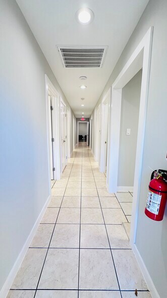More Photos Of 6502 Memorial Dr, Texas City Medical For Sale