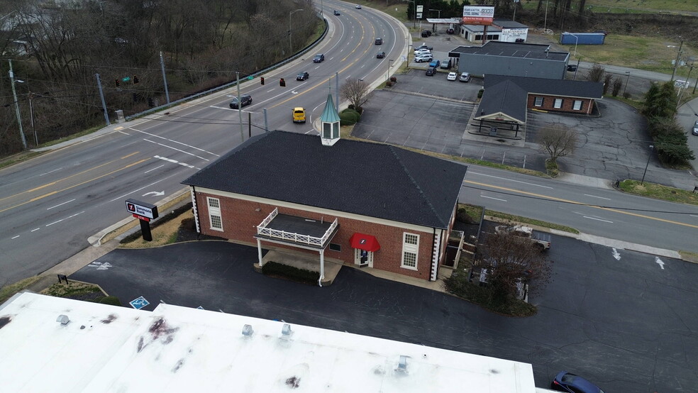 More Photos Of 2 Park St, Athens Office For Sale