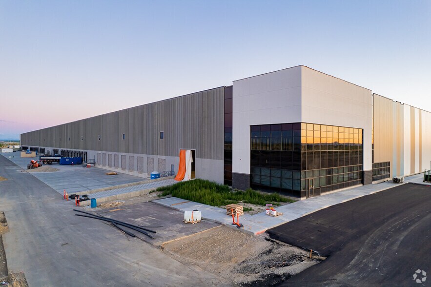 More Photos Of Crossiron Drive & Range Road 293, Calgary Unknown For Lease